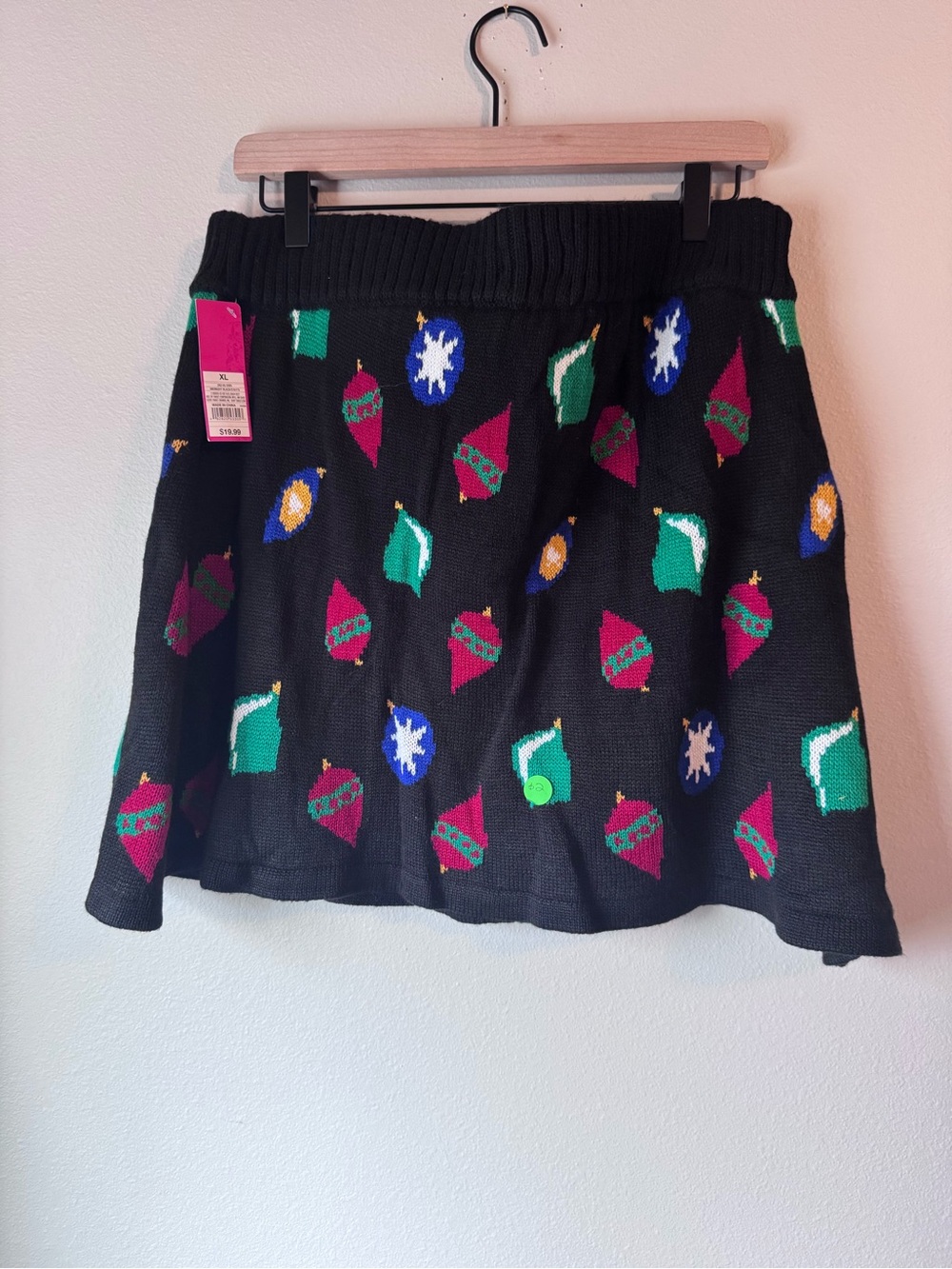 Black Holiday Ornament Knit Skirt - Women's
